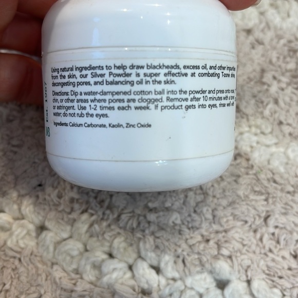 Mario Bedescu Powder & Moisturizer - Picture 3 of 3